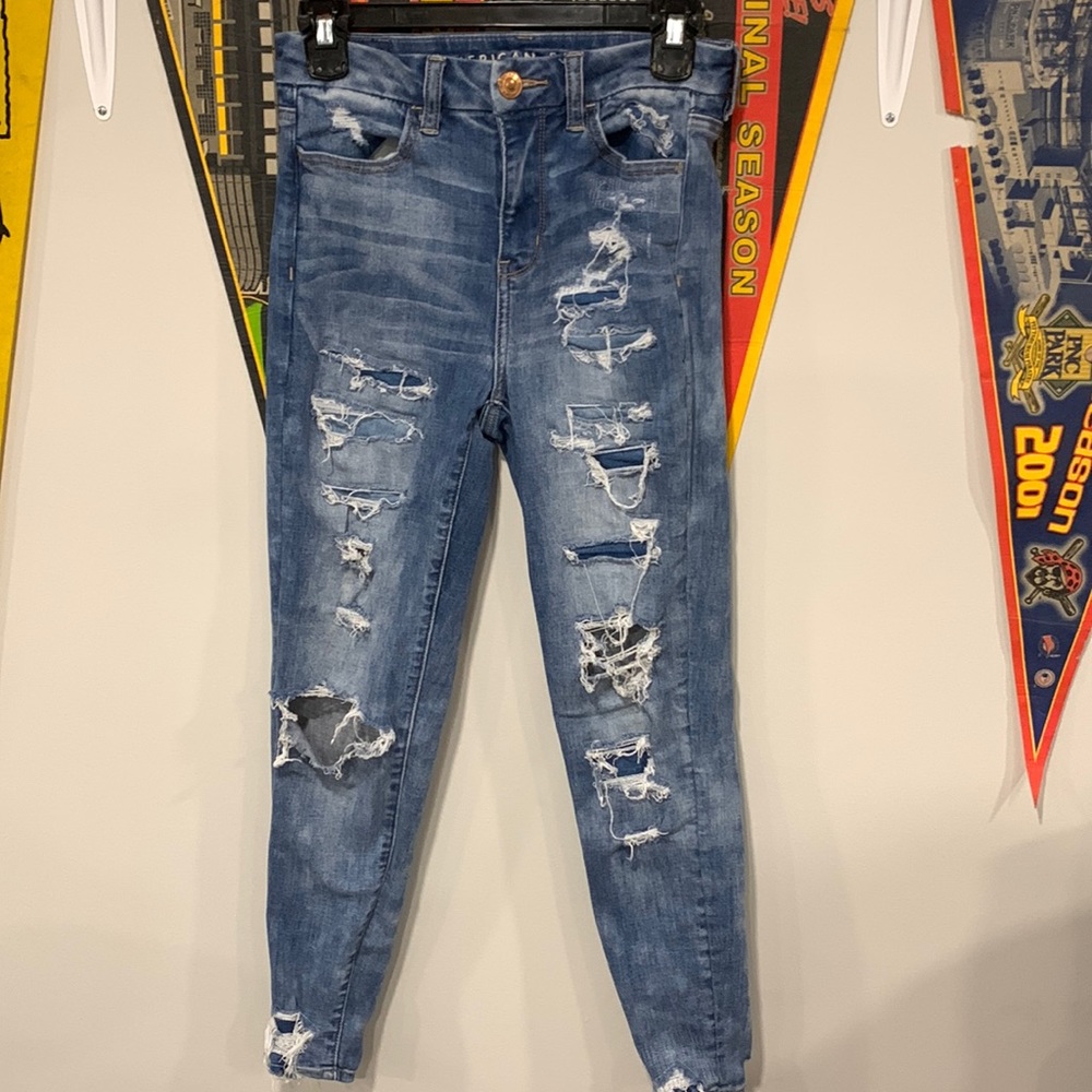 American Eagle size 2 short, curvy hi-rise jegging